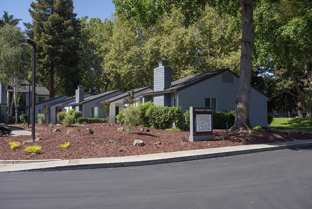 Pheasant Pointe Directory Sign