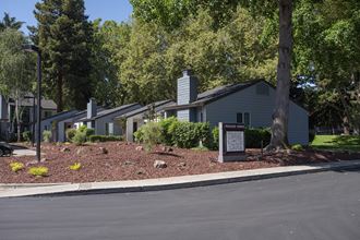 Pheasant Pointe Directory Sign - Photo Gallery