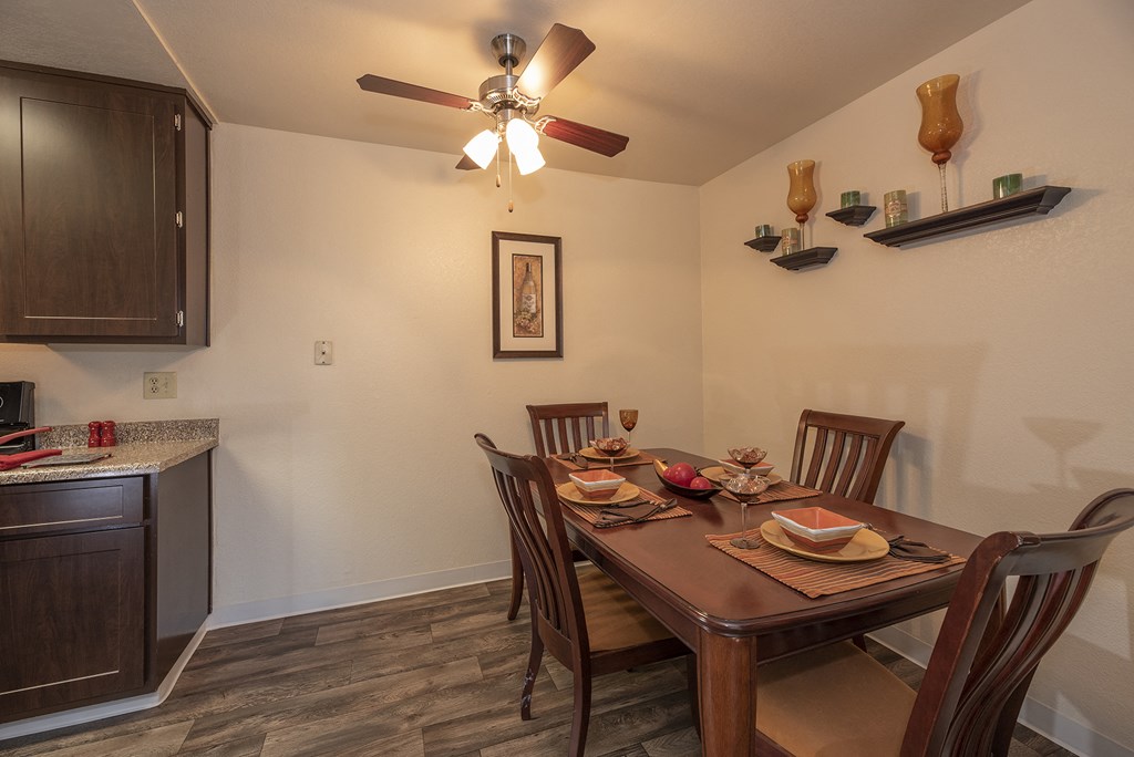 Pheasant Pointe Model Dining Room