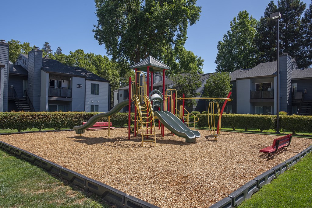 Pheasant Pointe Play Area