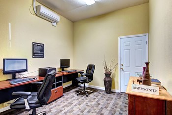 Riverwood Resident Business Center - Photo Gallery 5