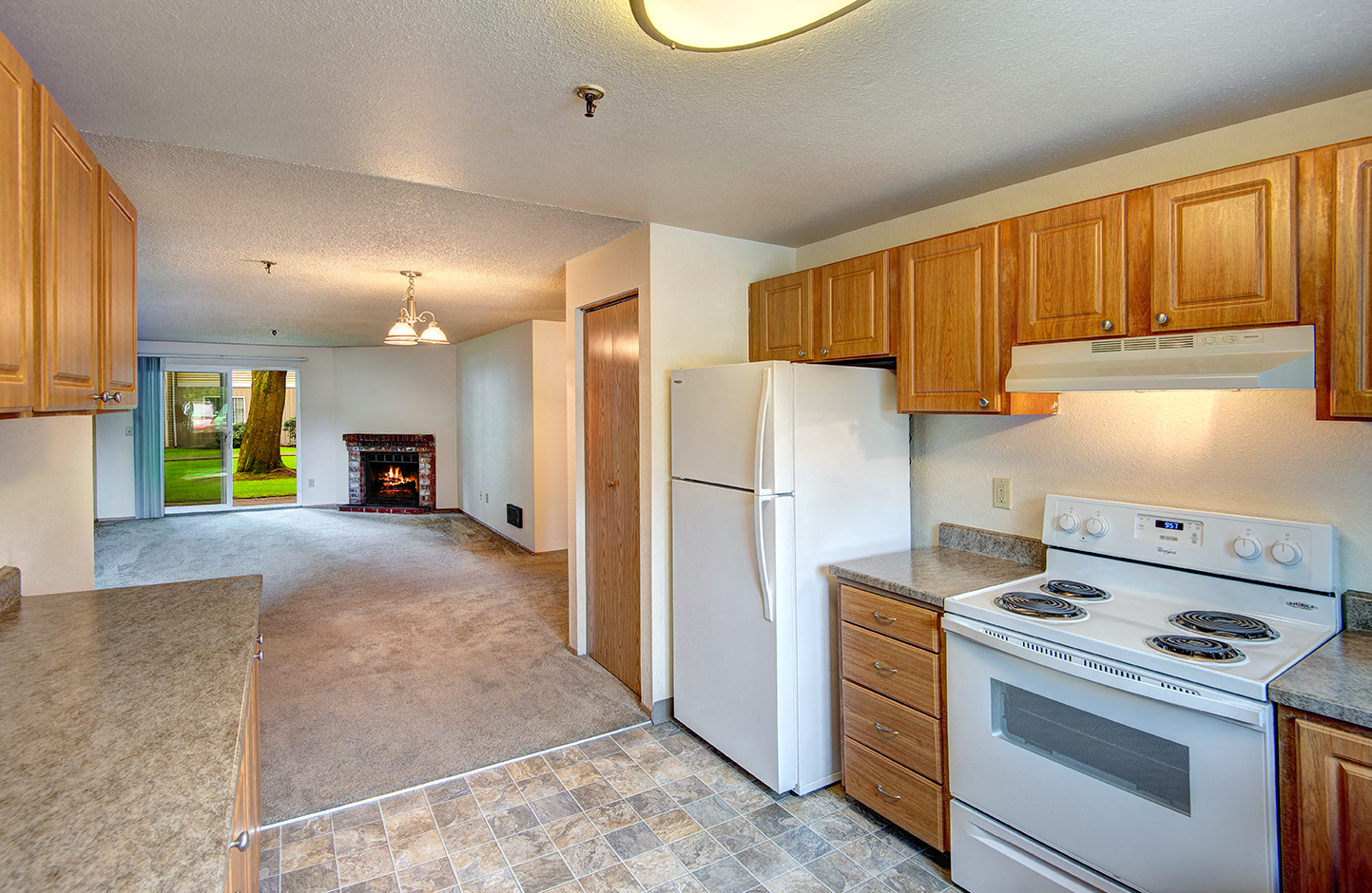 Upgraded Kitchen & Dining Room at Riverwood Apartments, Kent