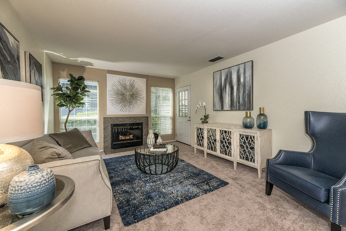 Rocklin Gold Model Living Room & Fireplace
