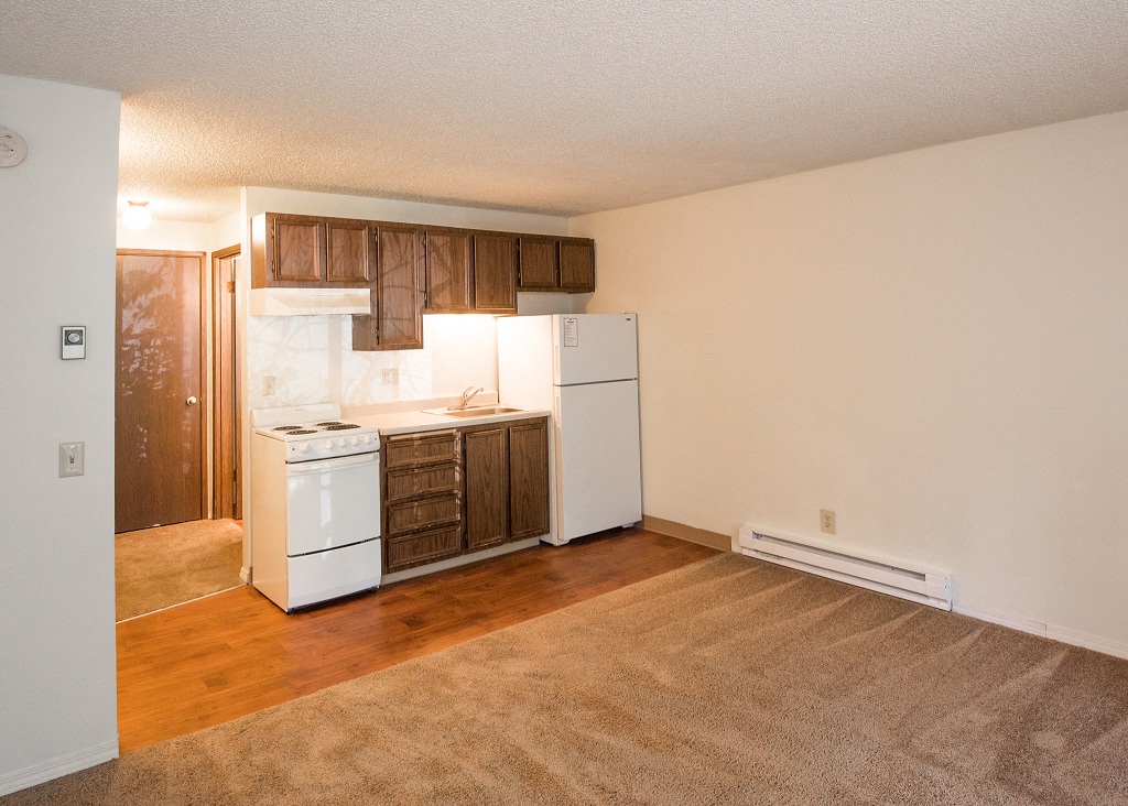 Studio Apartment Kitchen at Rolling Hills Apartments, Oregon