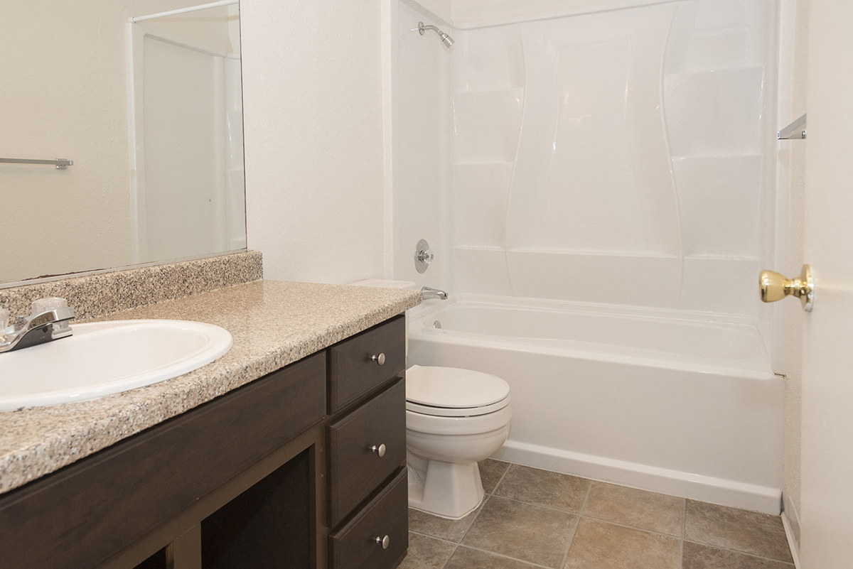 Sierra Glen Vacant Upgraded Bathroom