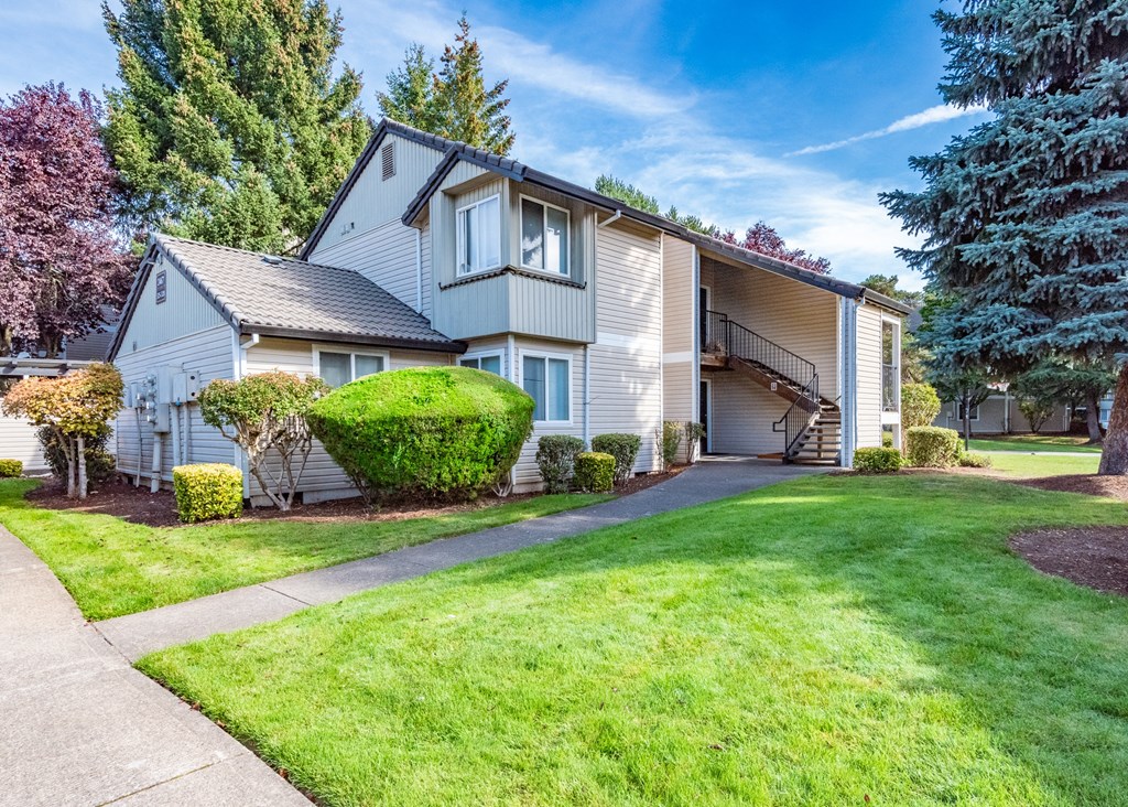 Sir Charles Court two story building entry, Beaverton, OR, 97006