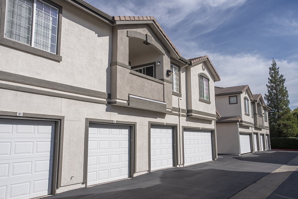 Stoneridge Attached Garages