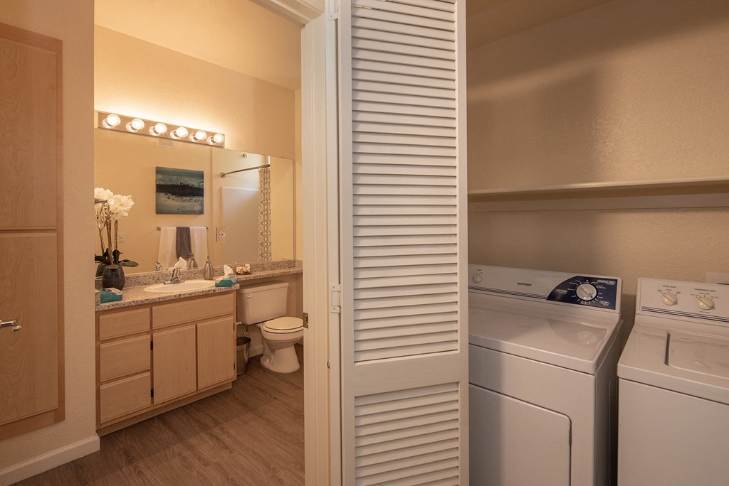 Stoneridge model 1 hall bathroom laundry