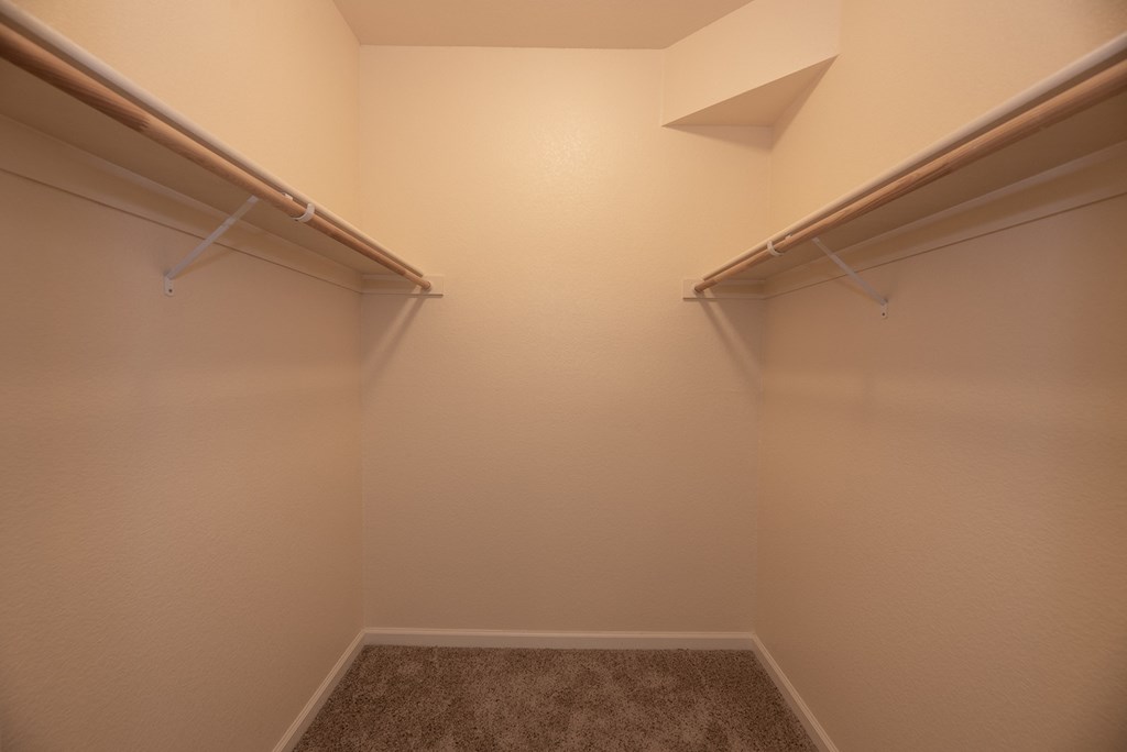 Stoneridge model 1 primary bedroom closet