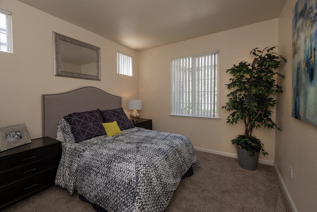 Stoneridge model 1 second bedroom