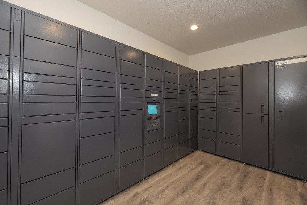 Amazon Hub Package Center at Sunset Summit, Rocklin, CA