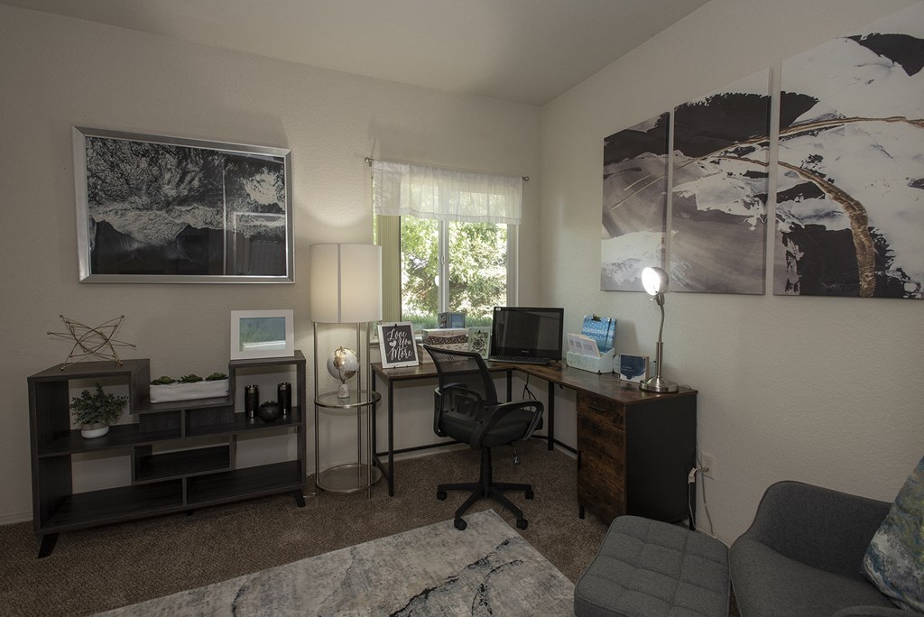 Model second bedroom at Sunset Summit, Rocklin, CA 95765