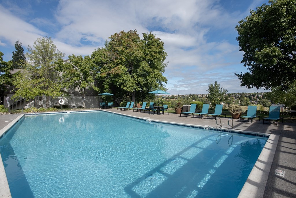 Swimming pool side view at Sunset Summit, Rocklin, CA 95765