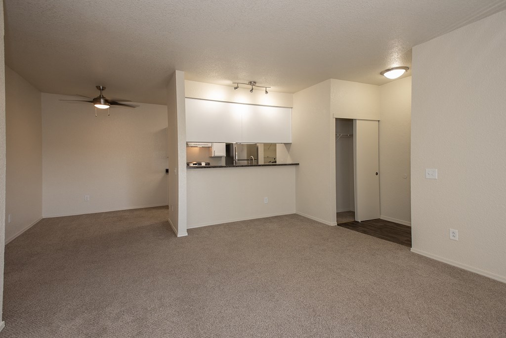 Vacant dining room and entry at Sunset Summit, Rocklin, CA 95765