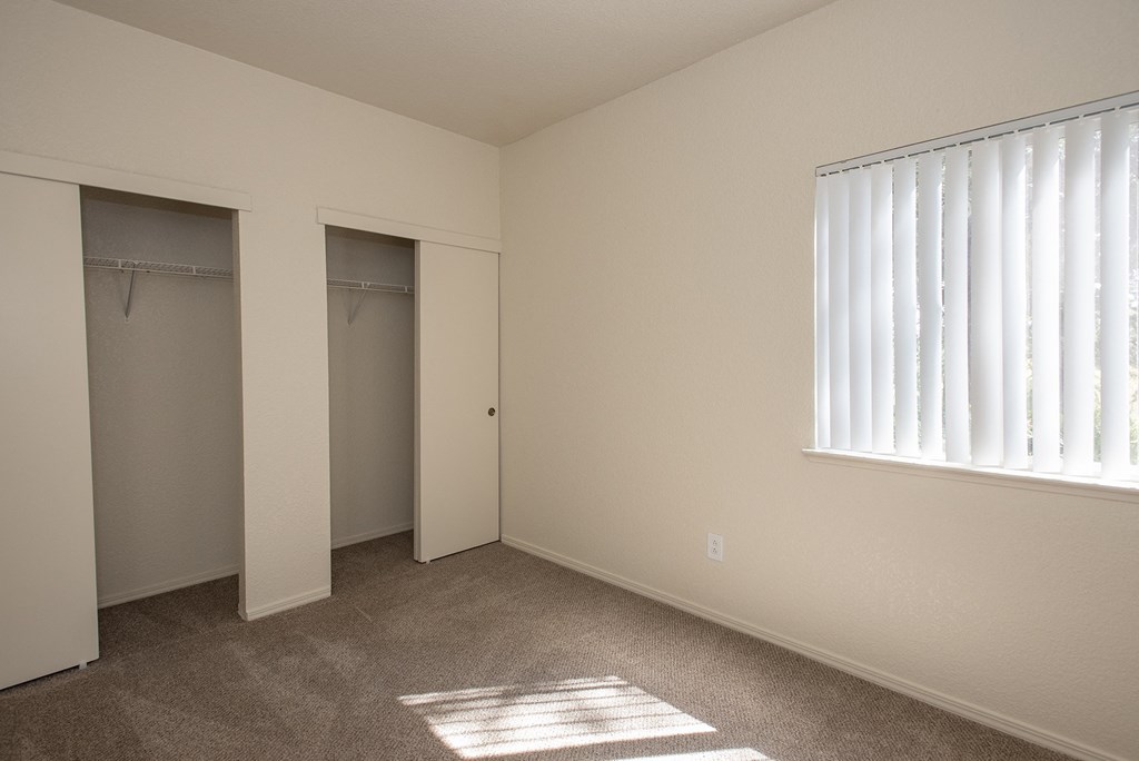 Vacant second bedroom at Sunset Summit, Rocklin, CA 95765