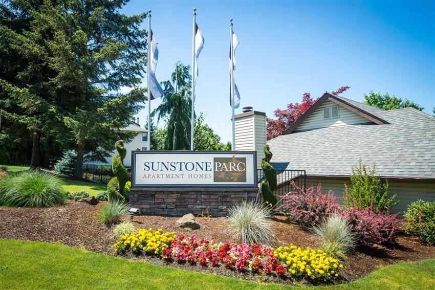 Sunstone Parc Property Entry Monument Sign - Photo Gallery 1