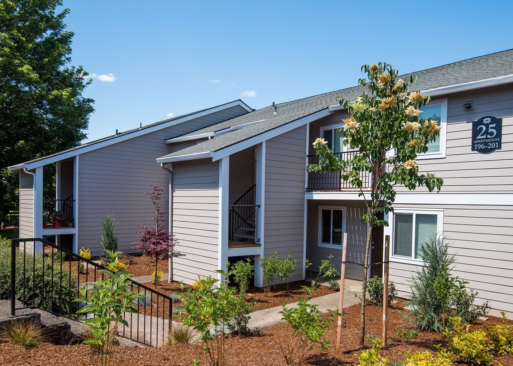 Building Exterior Landscaping at Todd Village Apartments, Oregon, 97062