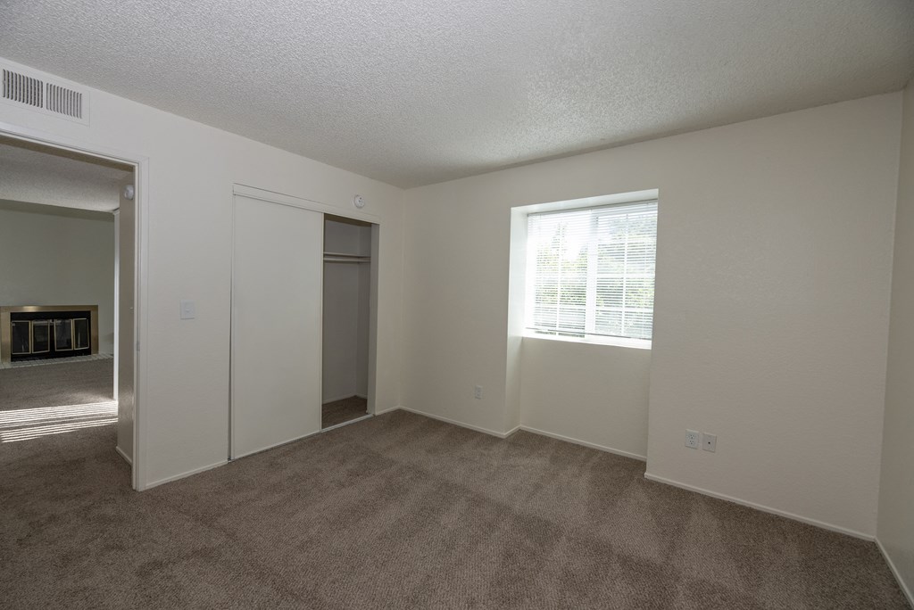 2x2 primary bedroom at Woodbridge Apartments, California, 95833