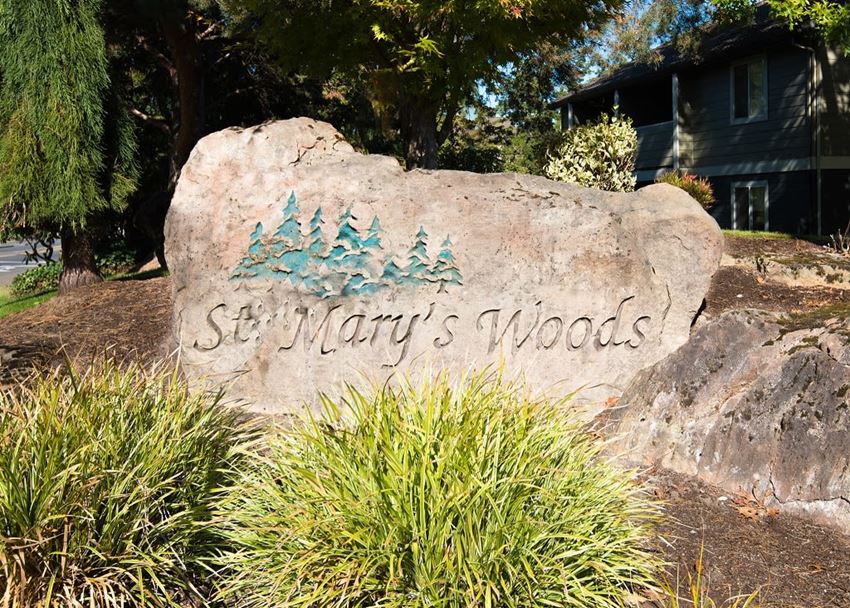St Marys Woods Property Entry Monument - Photo Gallery 1