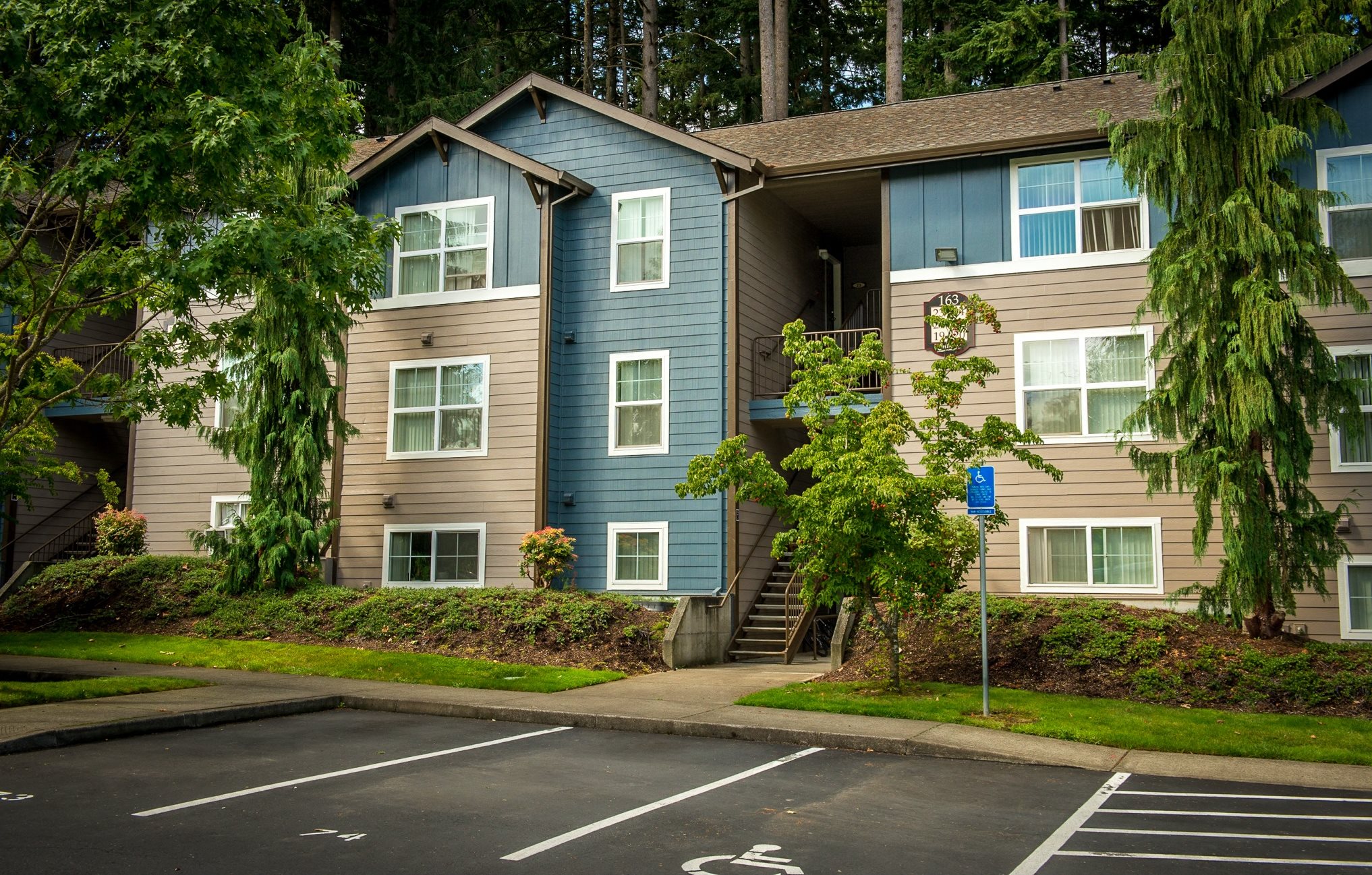 Minimalist Apartments For Rent In Hillsboro Oregon 97124 with Modern Futniture