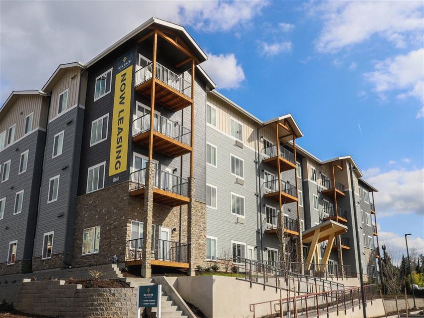 Heather Lodge Building Exterior - Photo Gallery