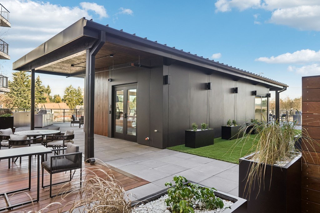 Fitness center at AVIVA Apartments in Gresham Oregon