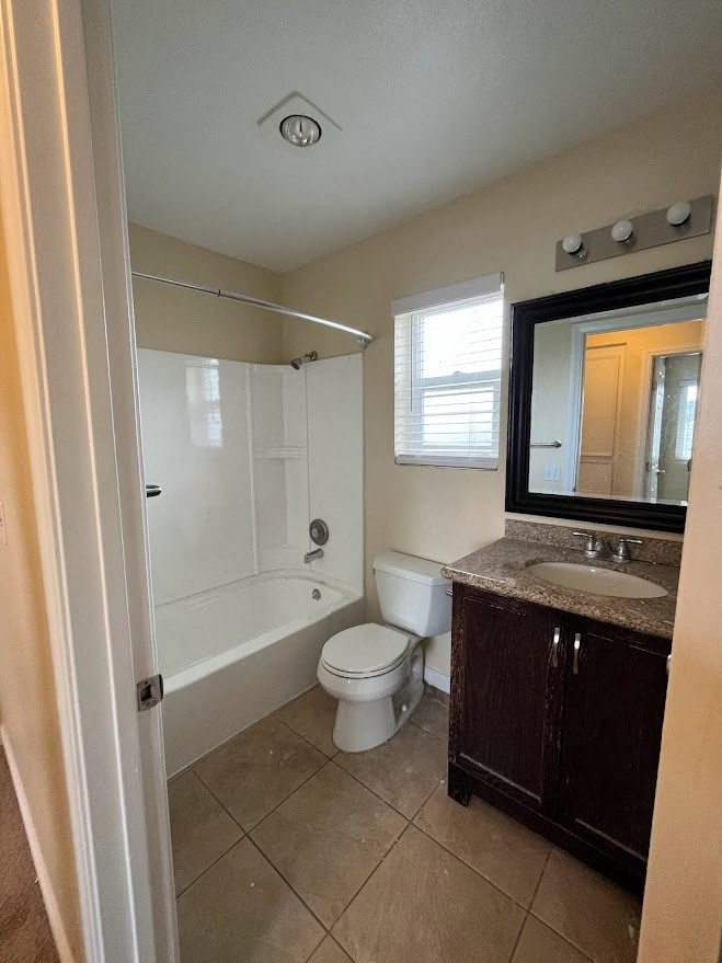 Updated bathroom at 980 E Mission Avenue Apartments in Escondido, CA.
