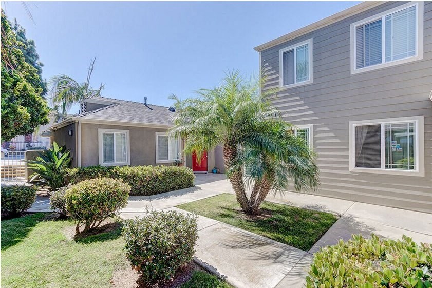 Landscaped back yard at Dubuque Apartments.