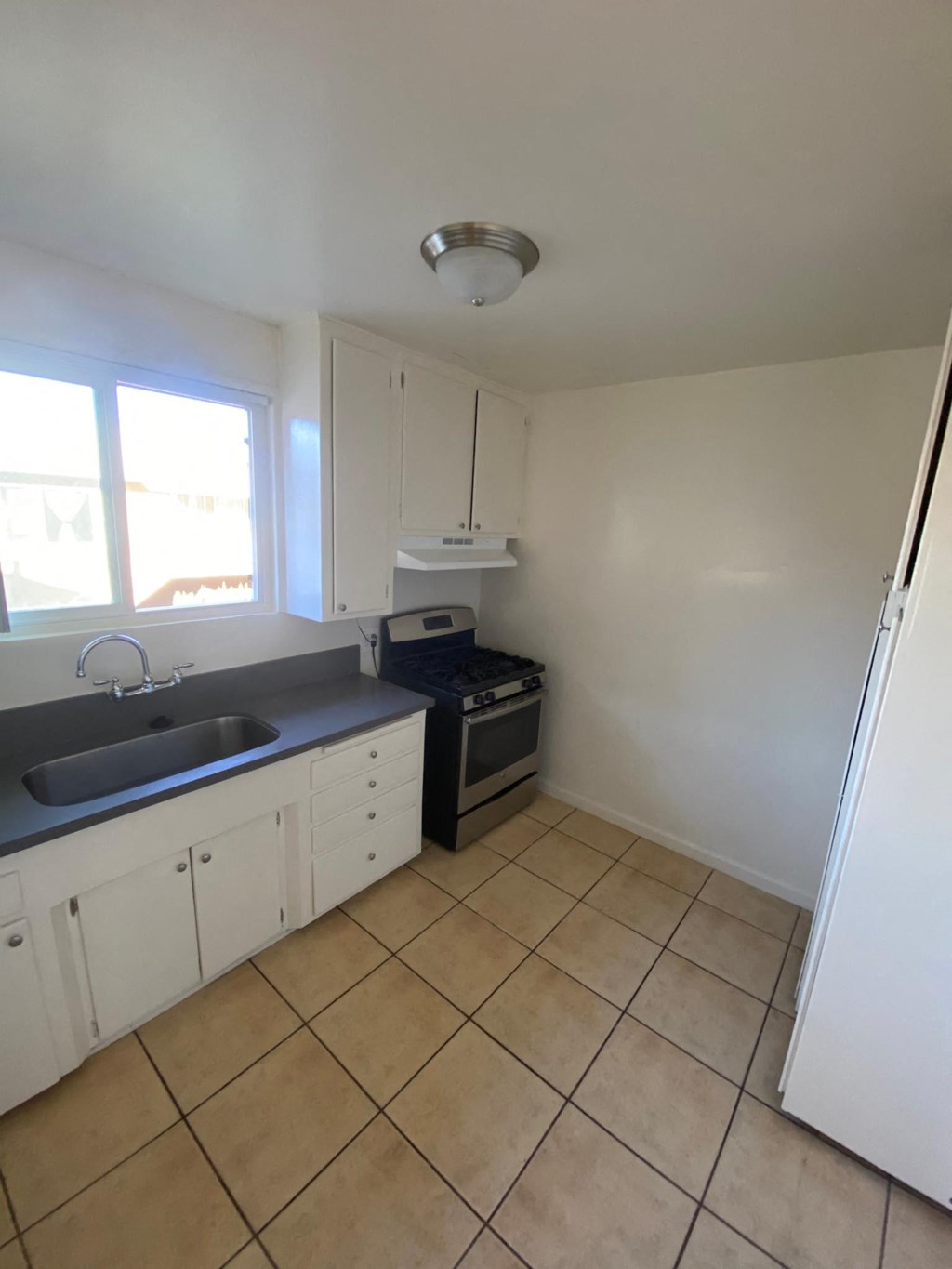 Kitchen in Edison Apartment unit in Burbank, California.