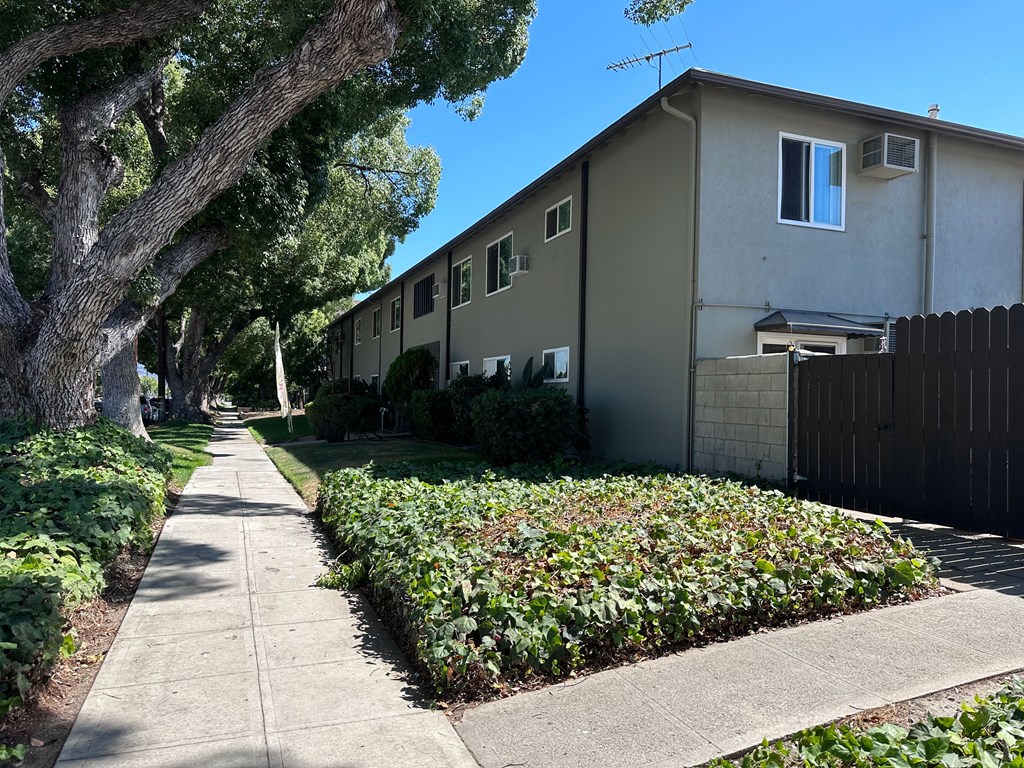 Edison Apartments, 1321 N Edison Blvd, Burbank, CA RentCafe