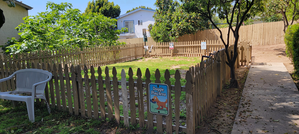 Doggie park at Sierra Heights Apartments.