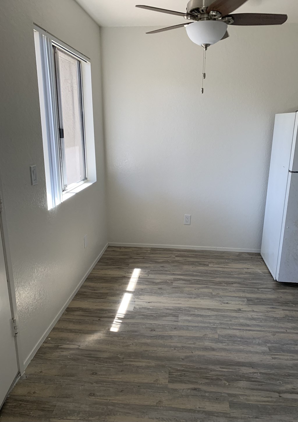 Carlsbad Sunset Senior Apartments, 1011 Chinquapin Ave, Carlsbad, CA