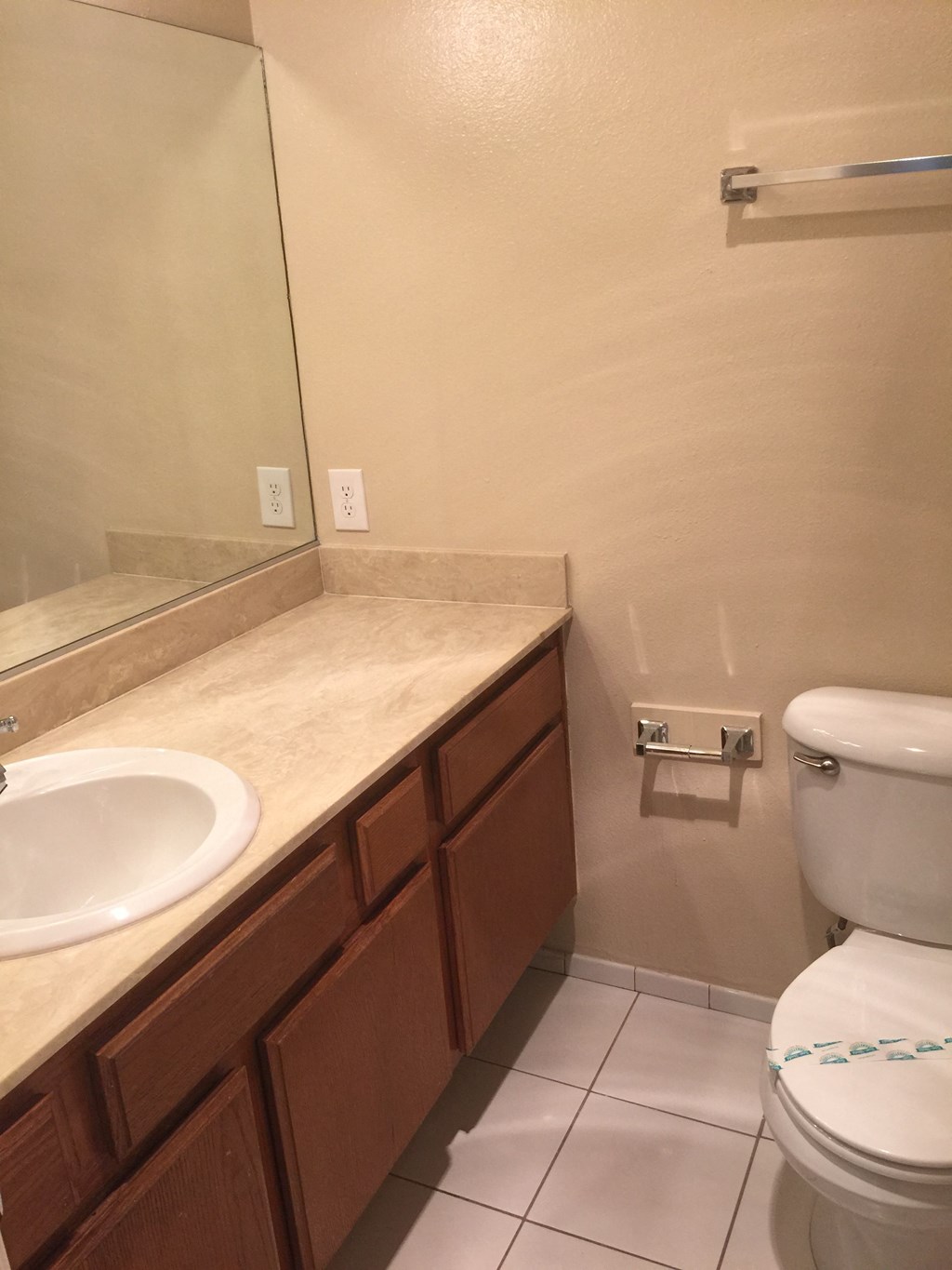 Bathroom at La Costa 15 Apartments in La Costa, CA.