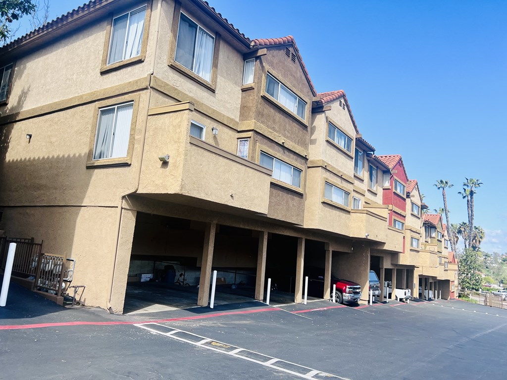 Grande Vista Apartments, 939 Postal Way, Vista, CA RentCafe
