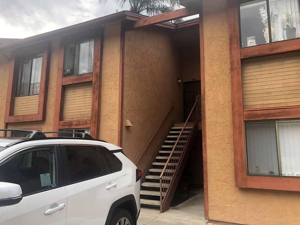 Second floor enterance stairs at La Costa Seashore Apartments in Carlsbad, CA.