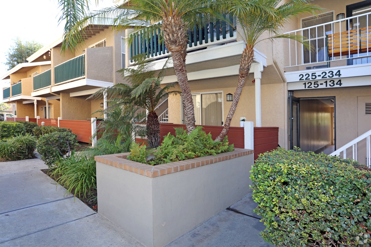 View of entrance to property from atrium to the pool area
