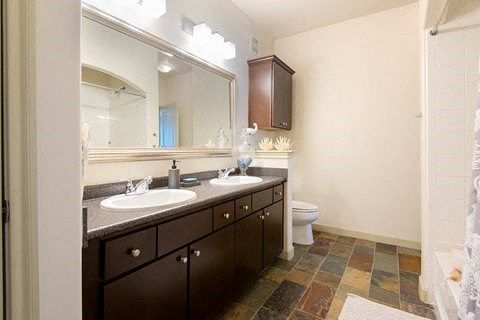 Bell Stoughton Bathroom