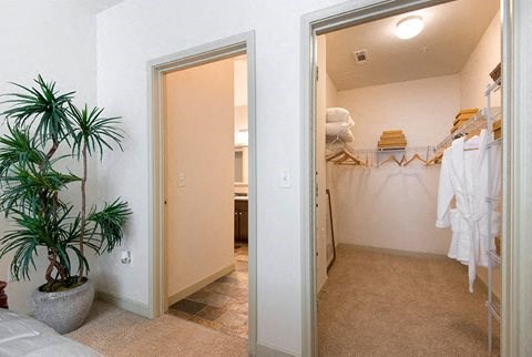 Bell Stoughton Walk-in Closets