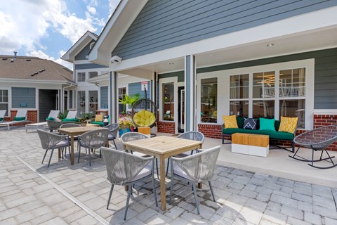 the courtyard at the lighthouse at glen cove