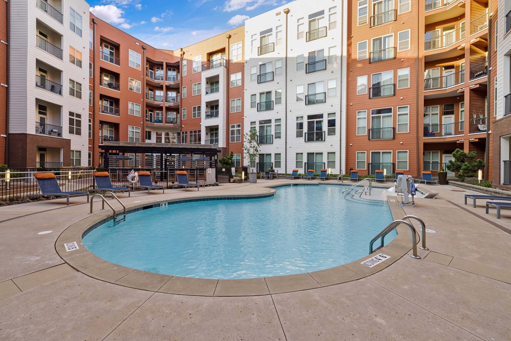 616 at the Village Pool