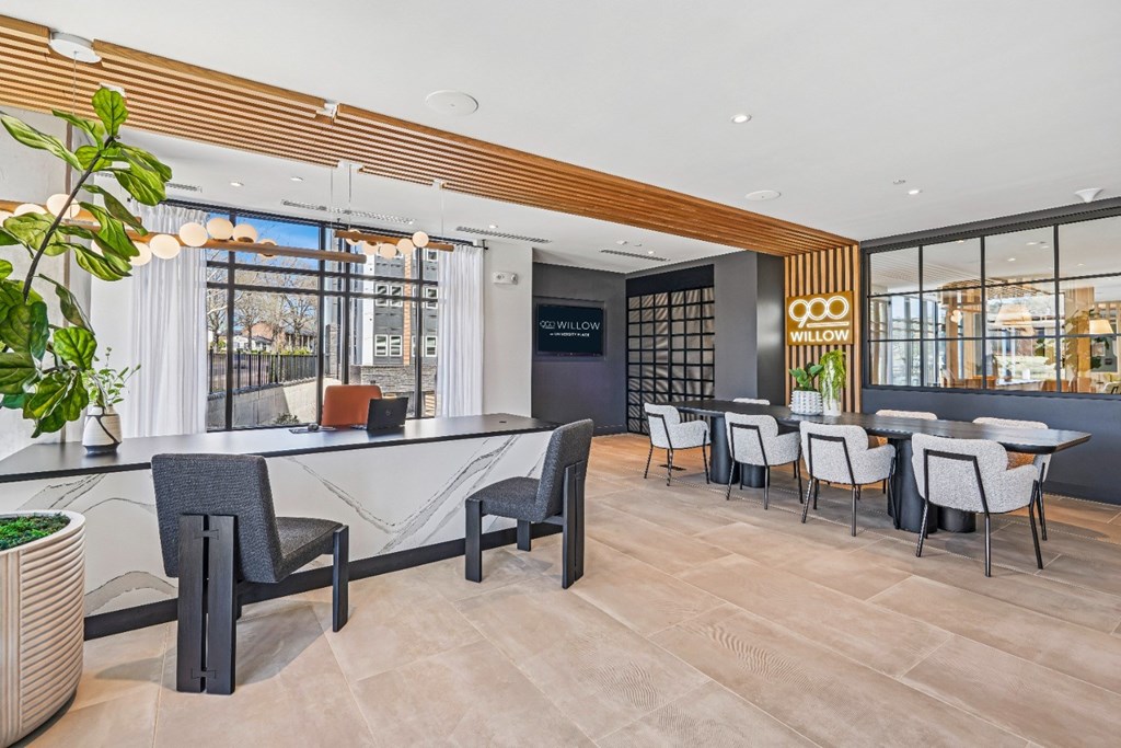 900 Willow