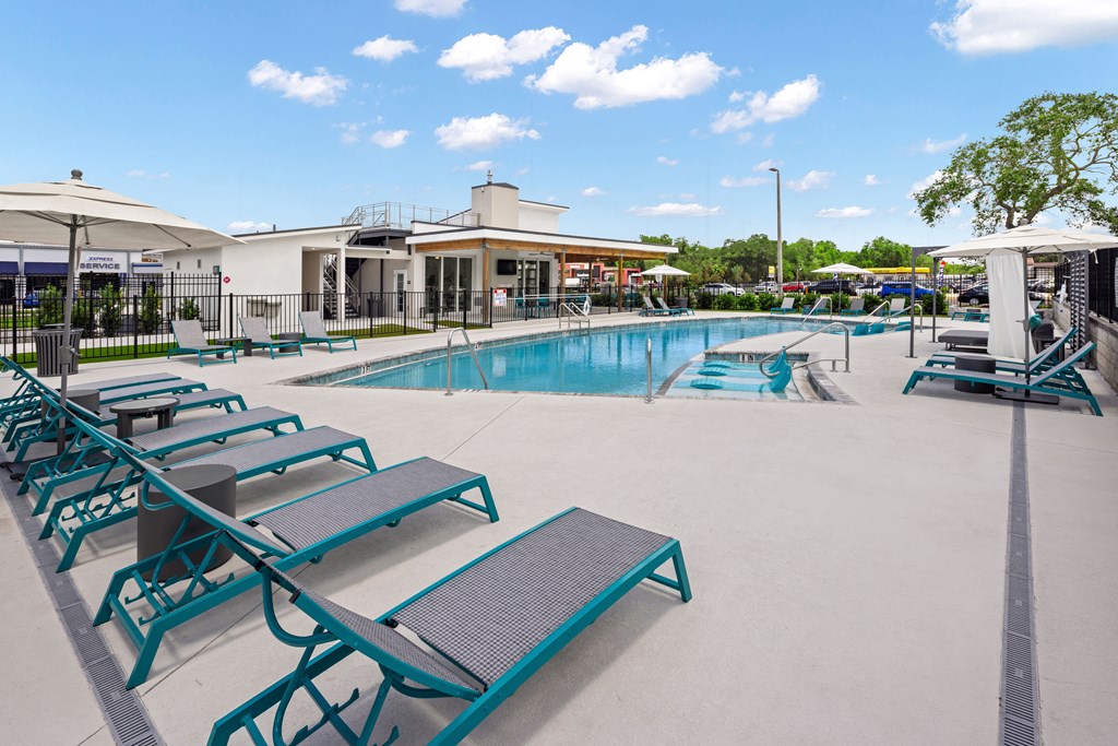 the swimming pool at the resort at governors crossing