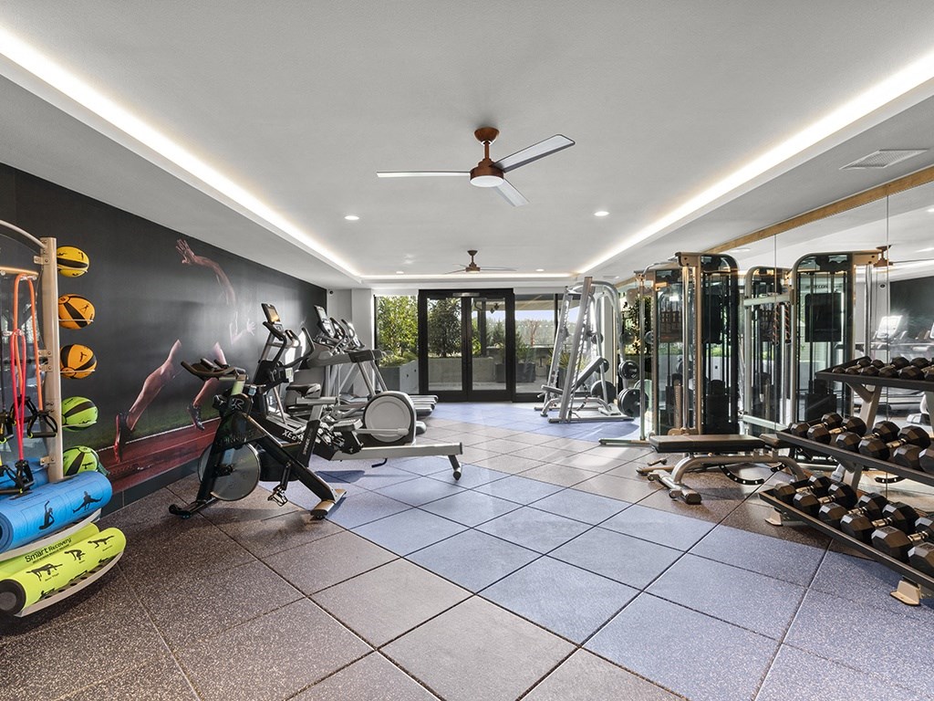 Bell Totem Lake_Fitness Center