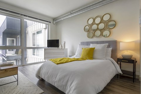 Bell Overlake Bedroom