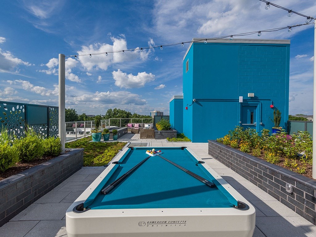 Bell Shady Grove Rooftop Lounge