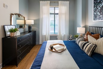 Bell at Courthouse Model Bedroom - Photo Gallery 3