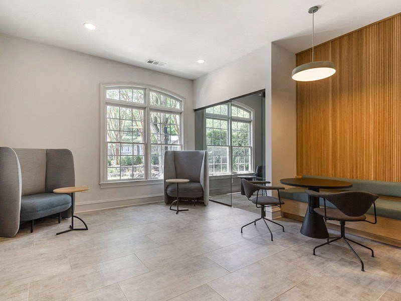 BellAlpharetta_BusinessCenter