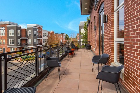BellBradburn_Clubhouse Balcony