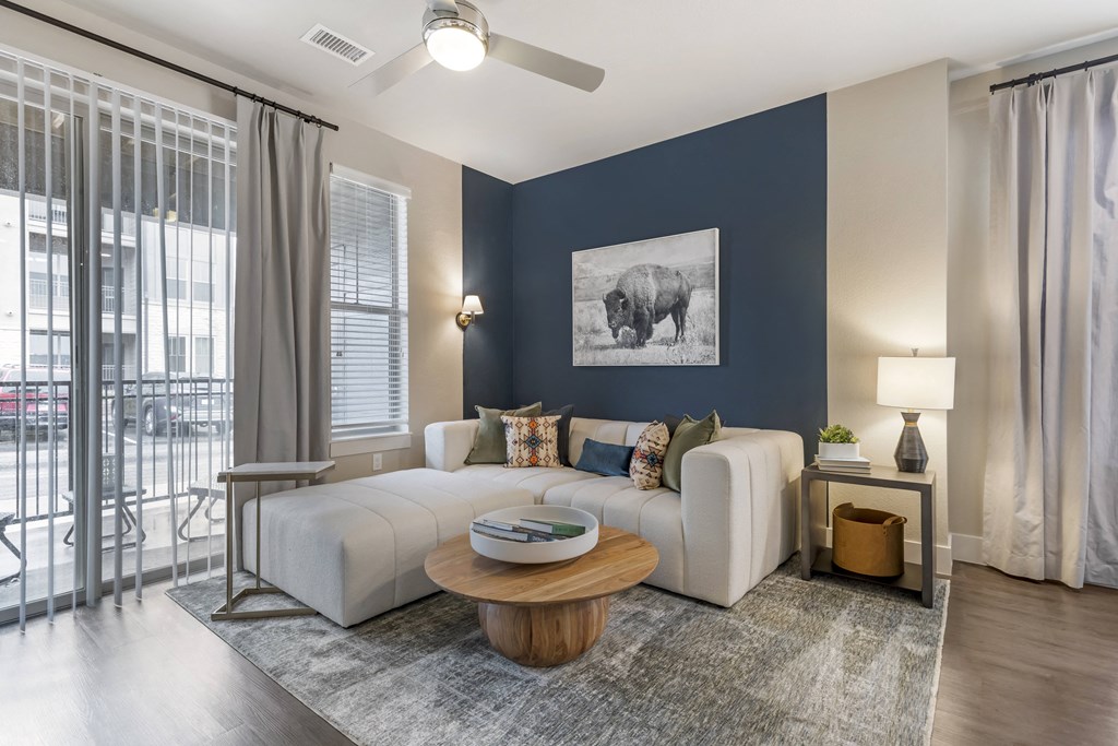 Bell Broomfield is a similar property to Touchstone Modern Apartment Homes located in Broomfield