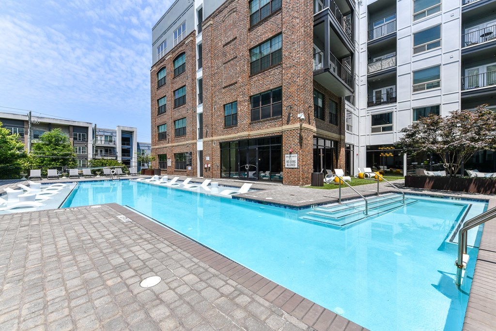 BellCollierVillage_Pool